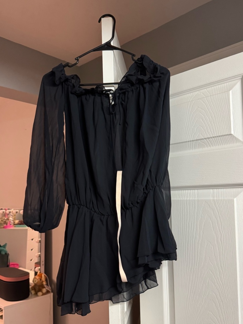 Balloon sleeve dress